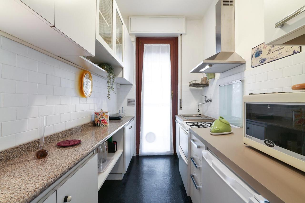 Primopiano - Valparaiso Apartment Milan Luaran gambar