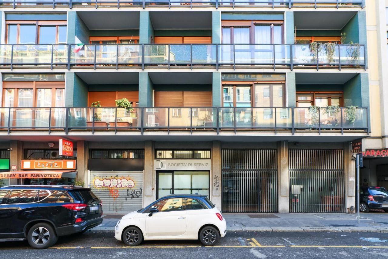 Primopiano - Valparaiso Apartment Milan Luaran gambar