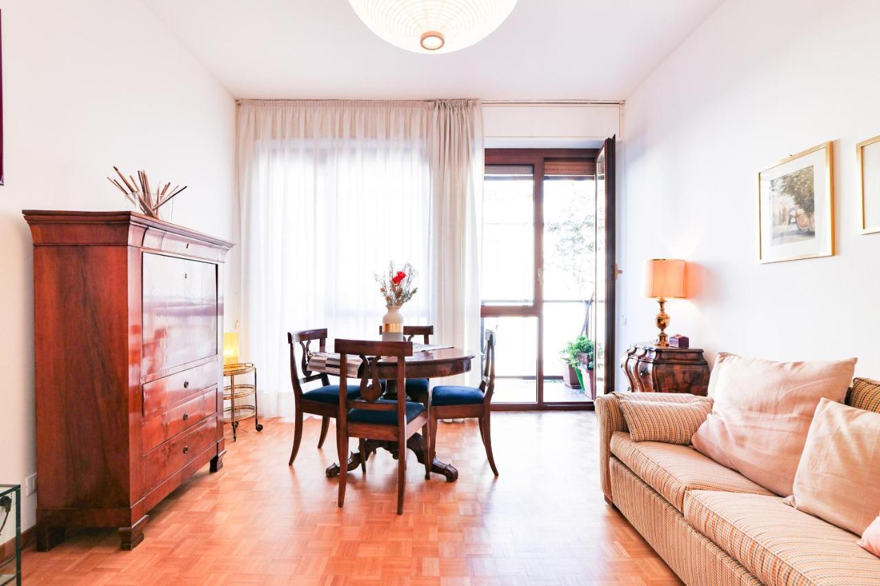 Primopiano - Valparaiso Apartment Milan Luaran gambar